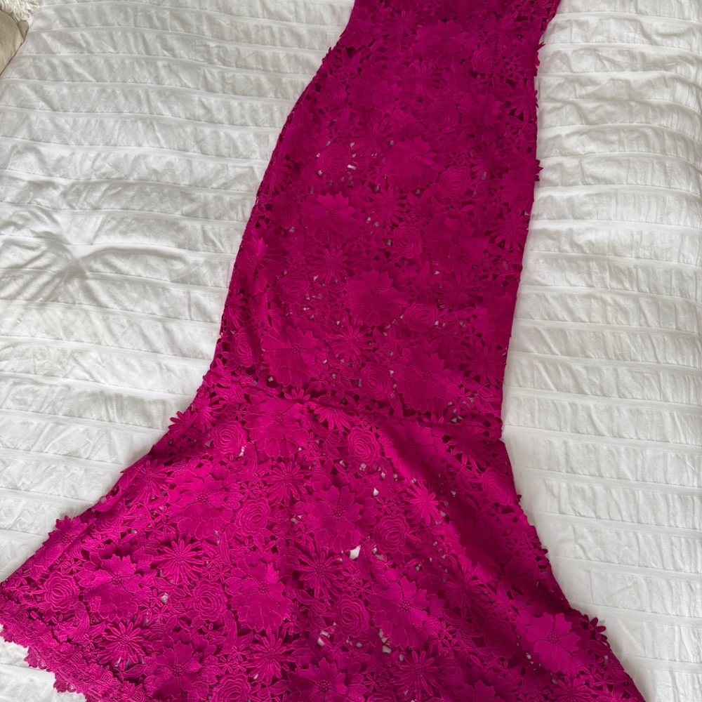 3D Lace Dress - Picture 5 of 5